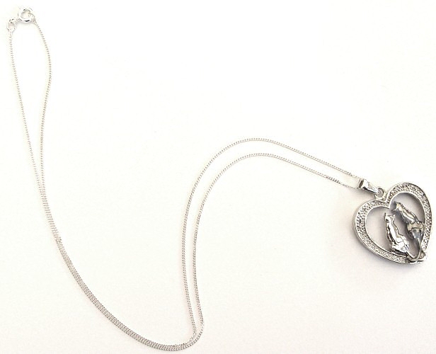 silver-black-and-white-cats-necklace3.jpg
